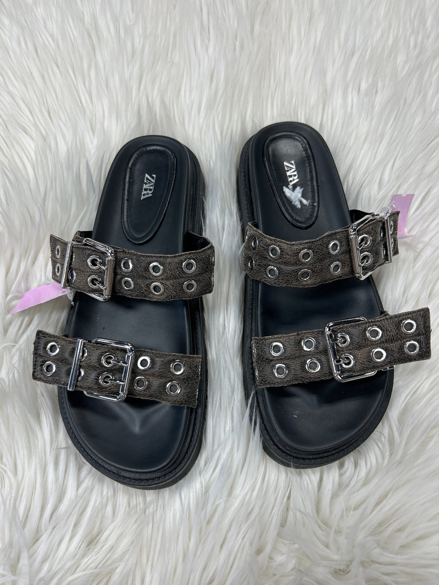 Sandals Flats By Zara In Black, Size:9