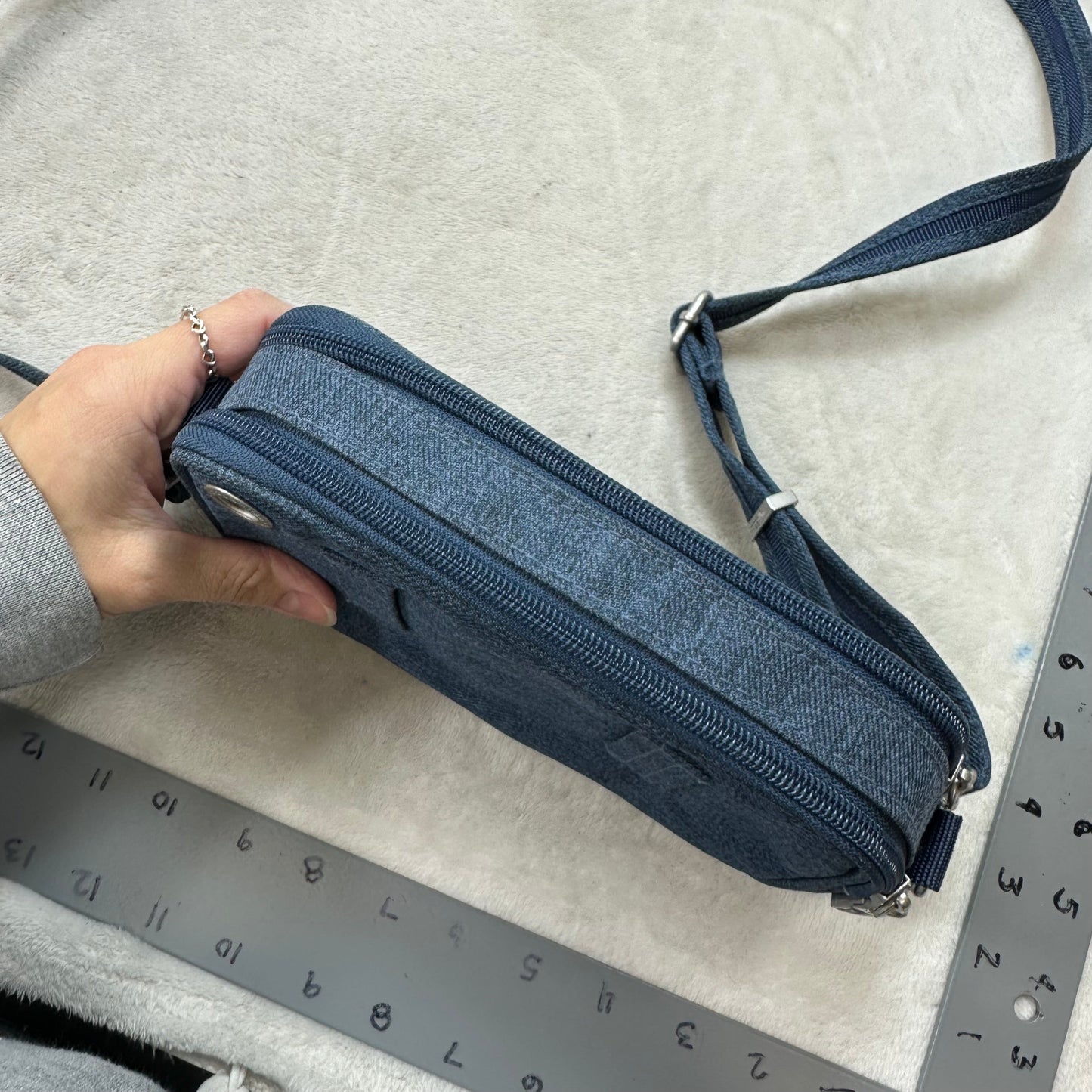 Crossbody By Baggallini, Size: Small