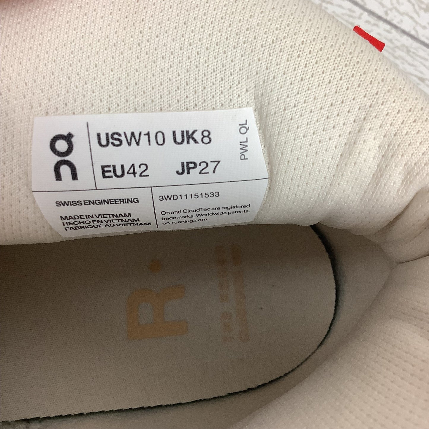 Shoes Sneakers By On Cloud In White, Size: 10