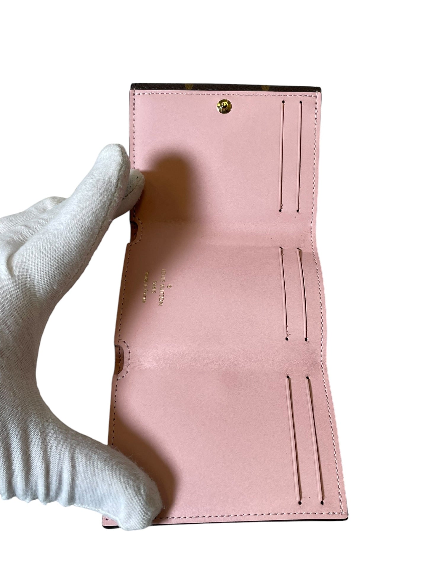 Wallet Luxury Designer By Louis Vuitton, Size: Small