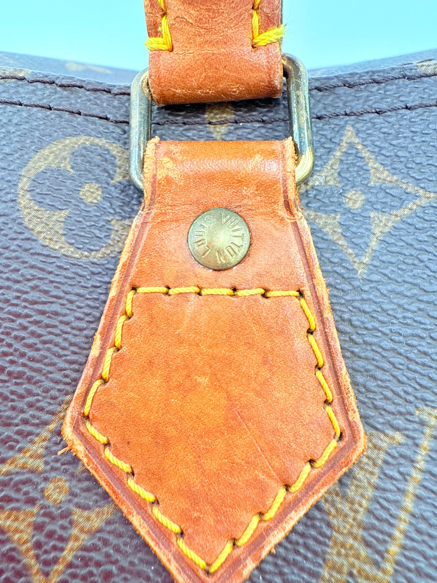 Handbag Luxury Designer By Louis Vuitton In Brown & Tan, Size:Medium