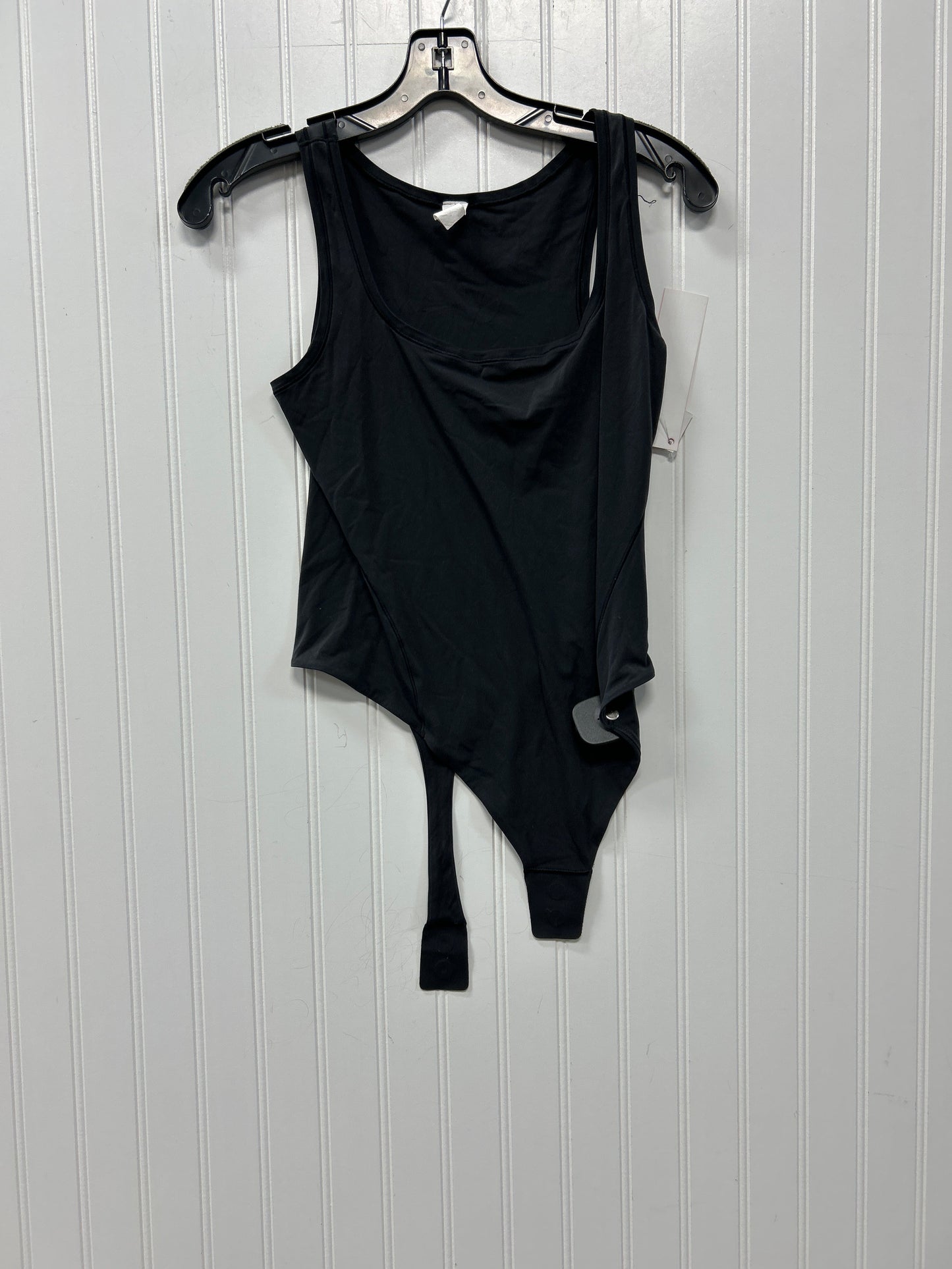 Athletic Top Ss By Lululemon In Black, Size:4