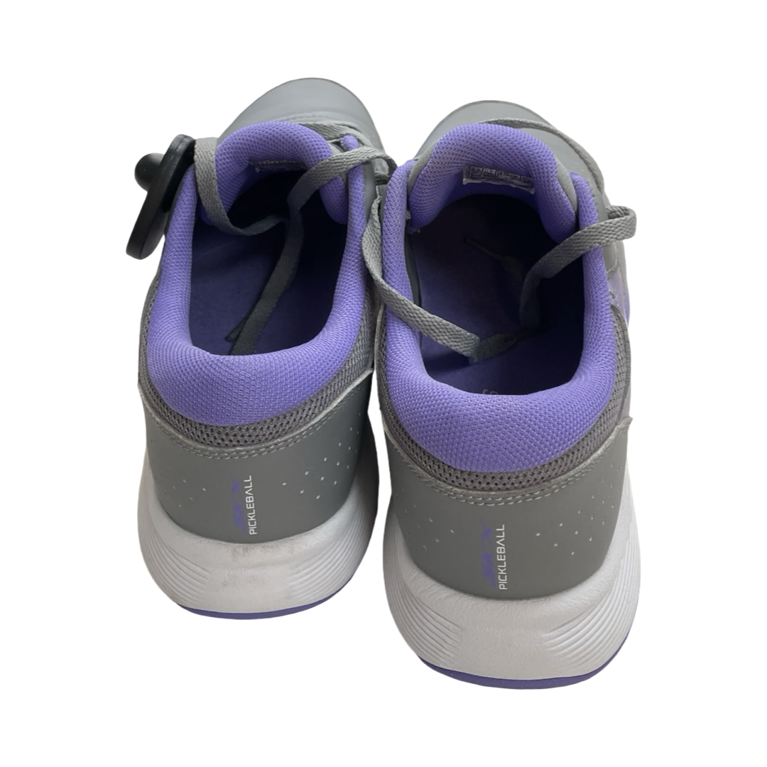 Shoes Athletic By Skechers In Grey, Size:9.5