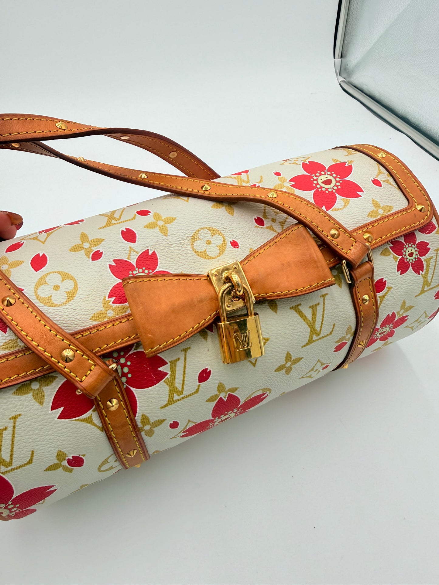 Handbag Luxury Designer By Louis Vuitton, Size: Small