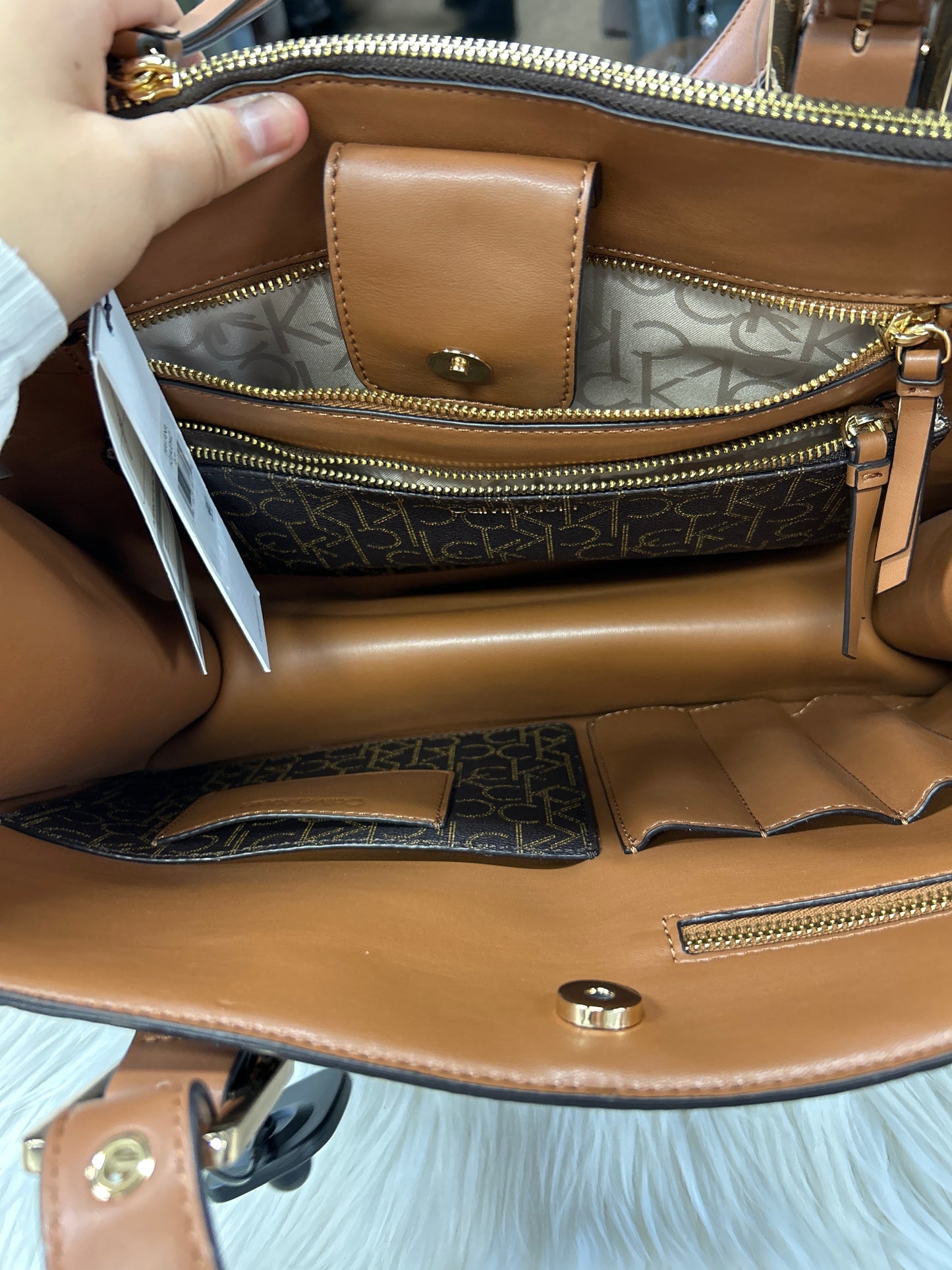 Handbag By Calvin Klein In Brown, Size:Large