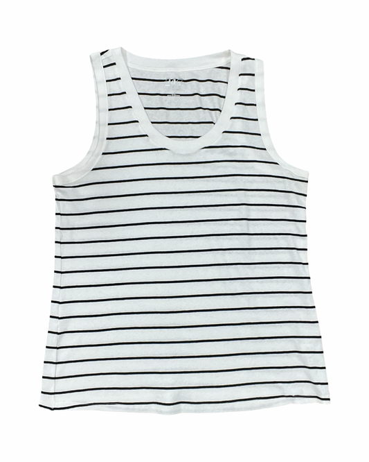 Top Sleeveless By Maurices In White, Size:1X
