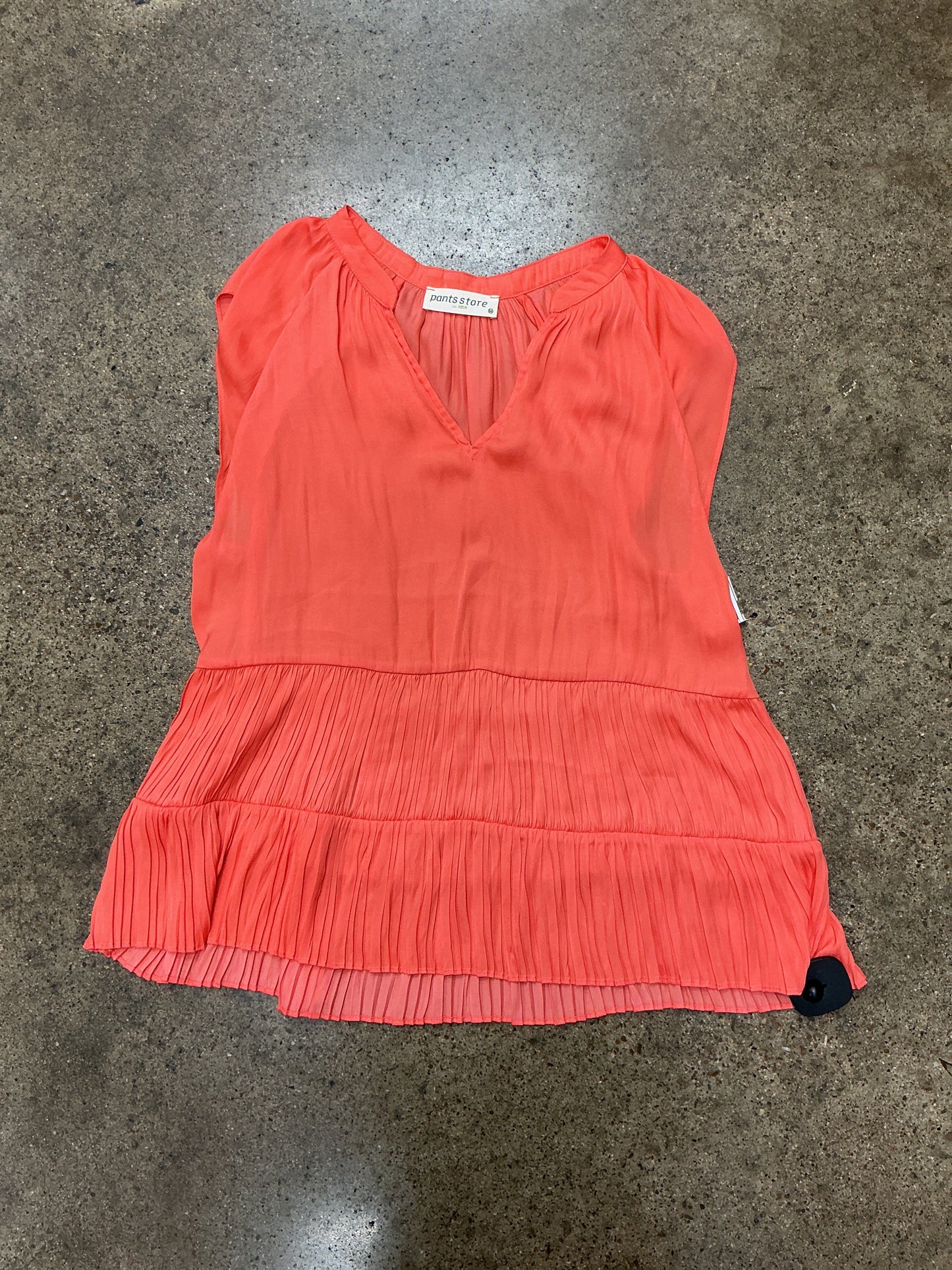 Top Sleeveless By Clothes Mentor In Orange, Size:M