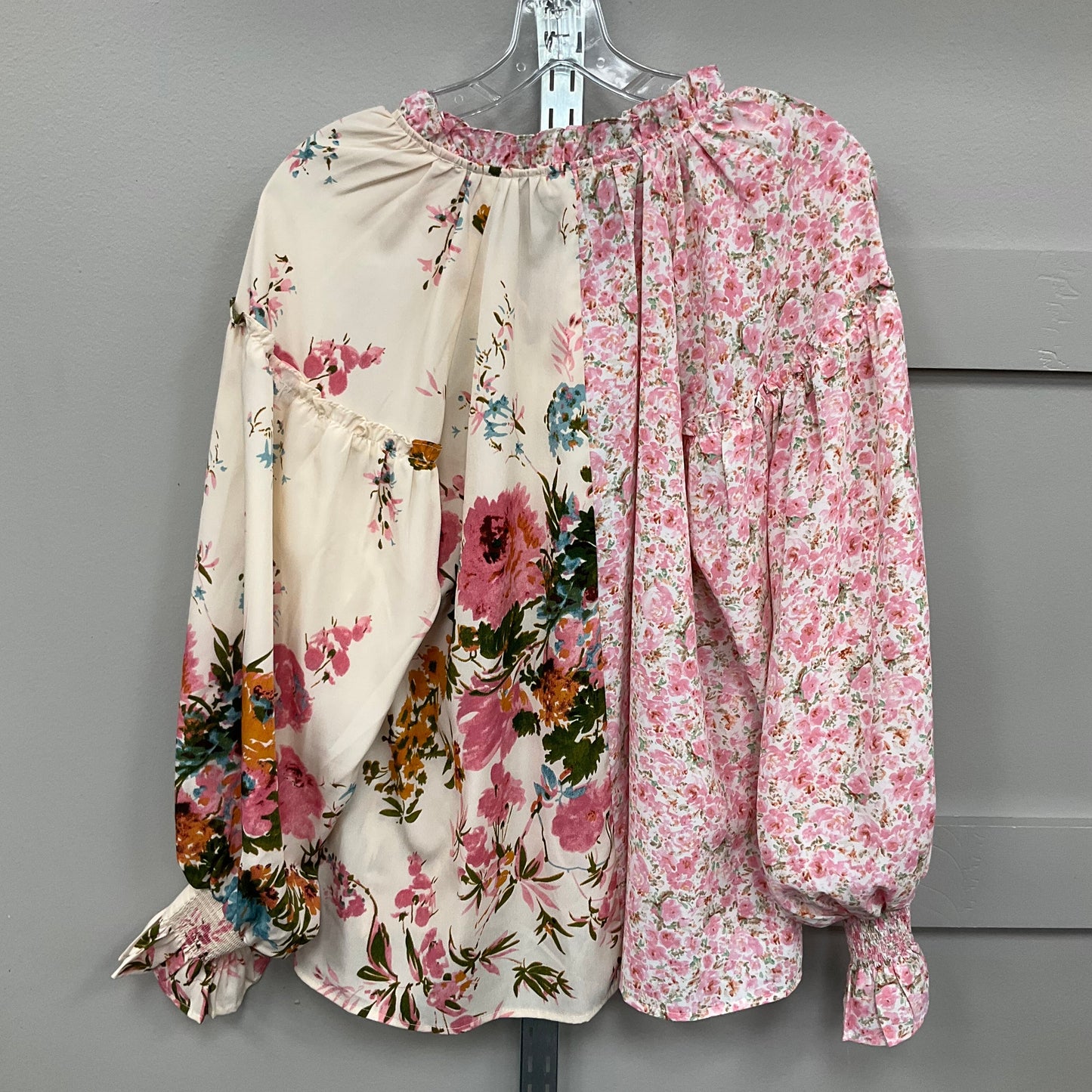 TOP LS by ENTRO In FLORAL PRINT, Size: M