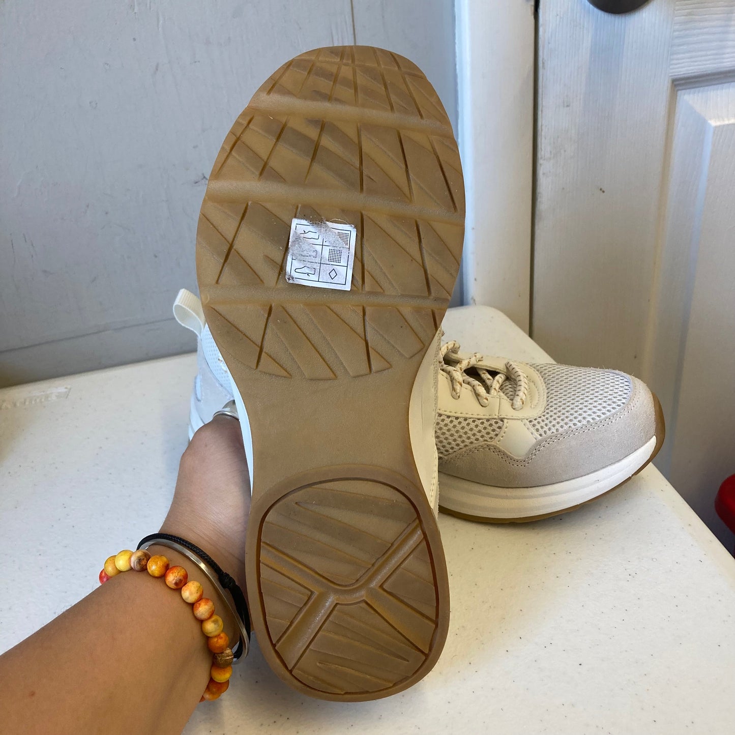 Shoes Athletic By Skechers In White, Size:7.5
