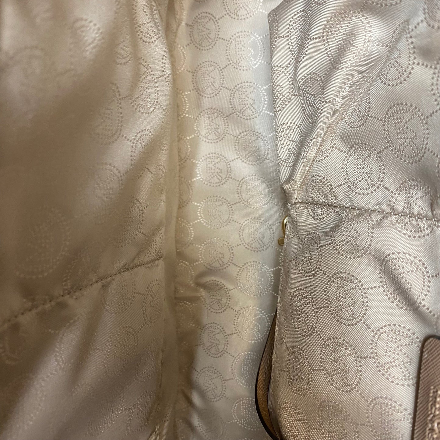 Handbag Designer By Michael Kors, Size: Medium