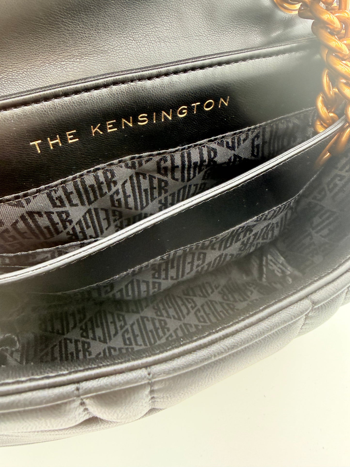 Handbag By Kurt Geiger London, Size: Medium