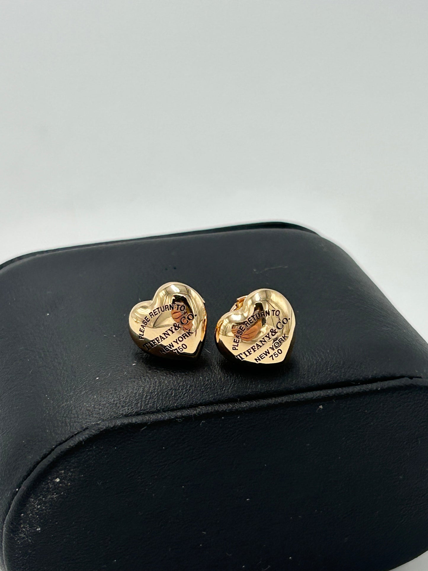 Tiffany & Company Full Heart 18K Luxury Designer Earrings