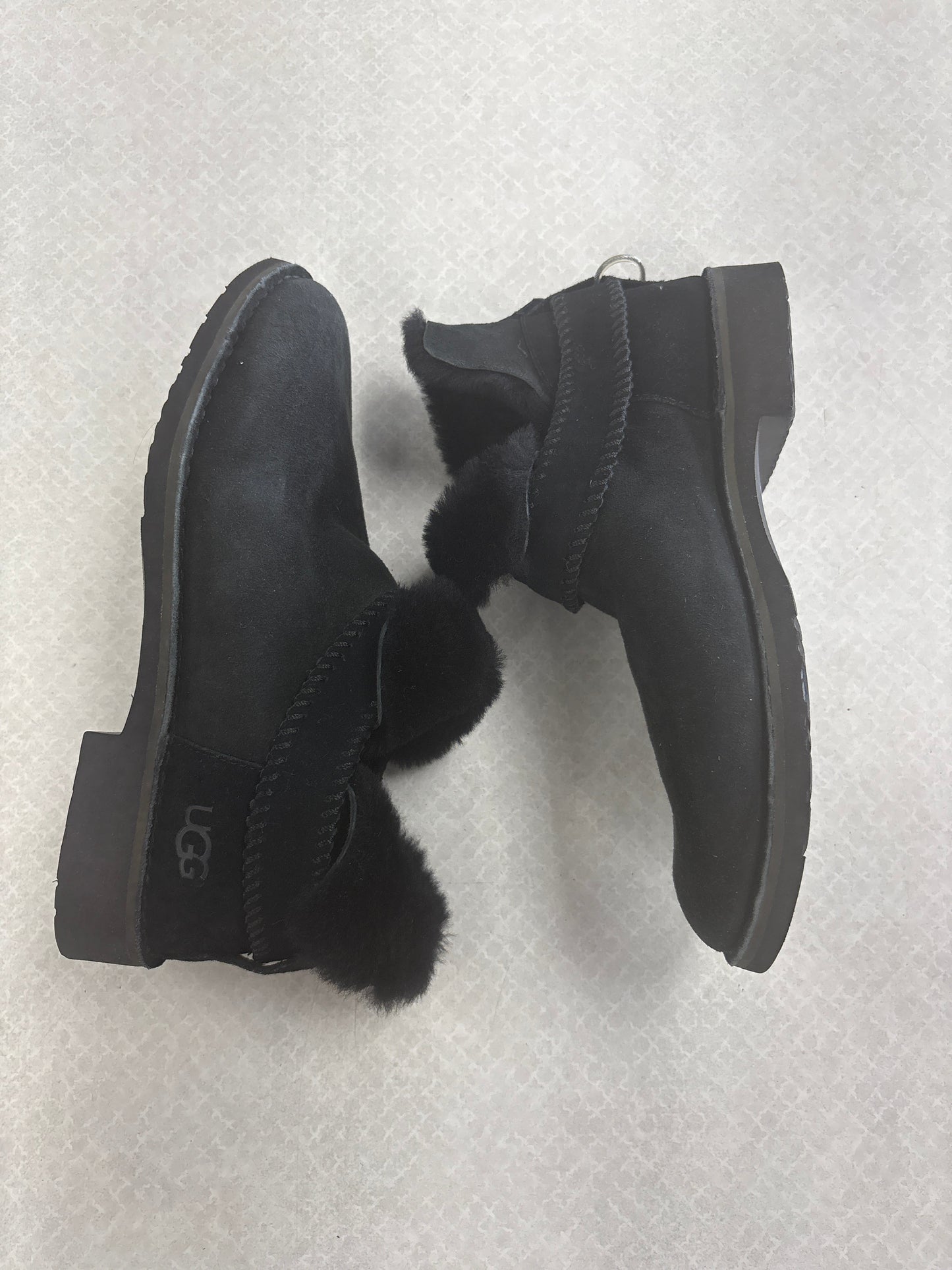 BOOTS DESIGNER by UGG In BLACK, Size: 9.5