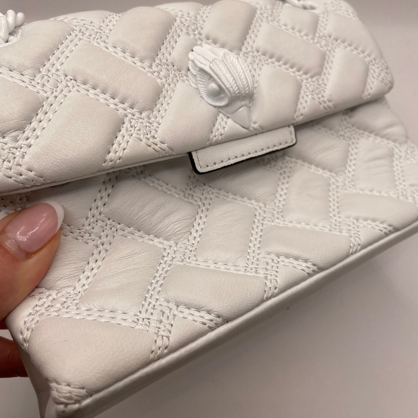 Crossbody Leather By Kurt Geiger London, Size: Small