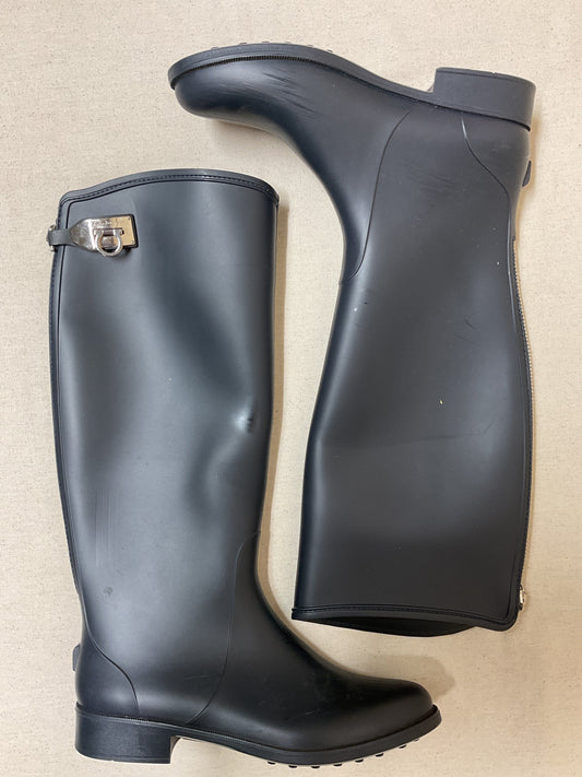 Boots Designer By Ferragamo In Navy, Size:9