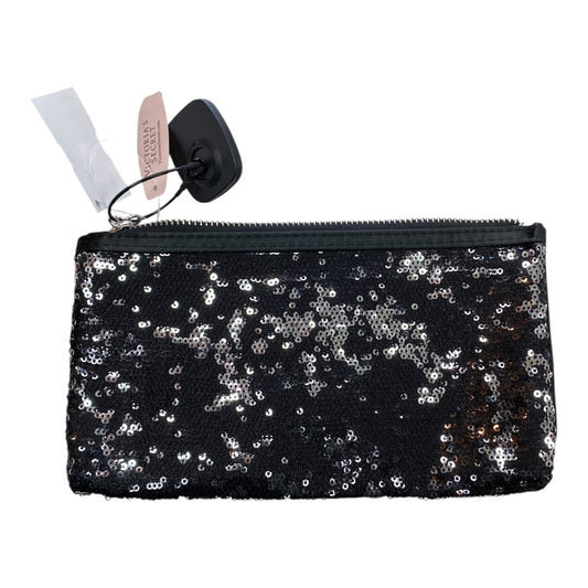 Makeup Bag By Victorias Secret In Silver, Size:Medium