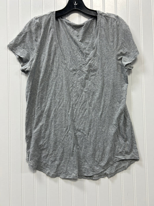 Athletic Top Ss By Lululemon In Grey, Size:M