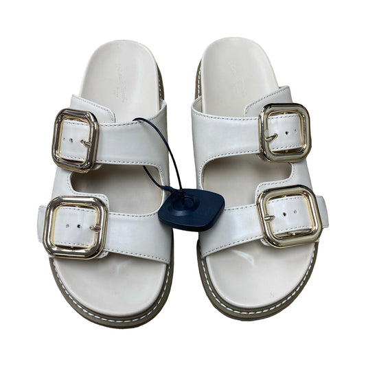 Sandals Flats By Universal Thread In Cream, Size:8