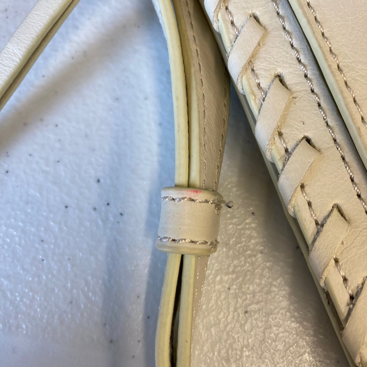 Handbag By Hobo Intl In Cream, Size:Small