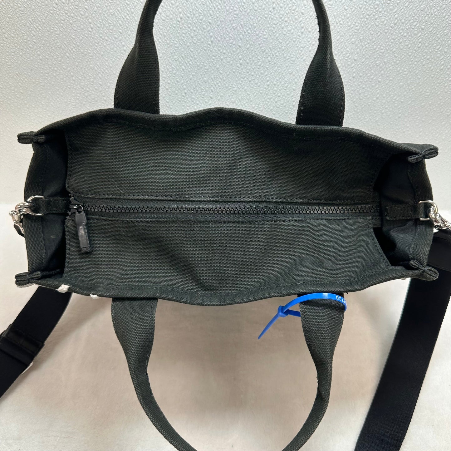 Tote Luxury Designer By Marc Jacobs, Size: Medium