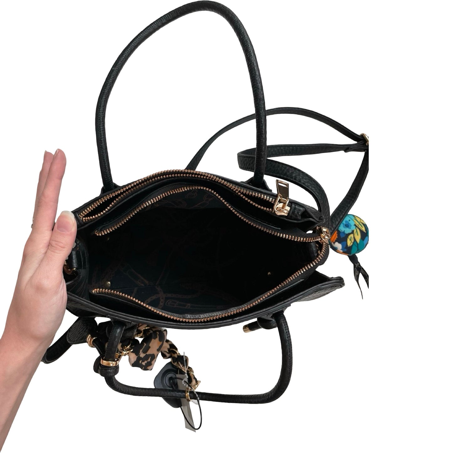 Handbag By Clothes Mentor In Black, Size:Medium