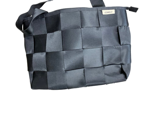 Handbag By Clothes Mentor In Black, Size:Medium