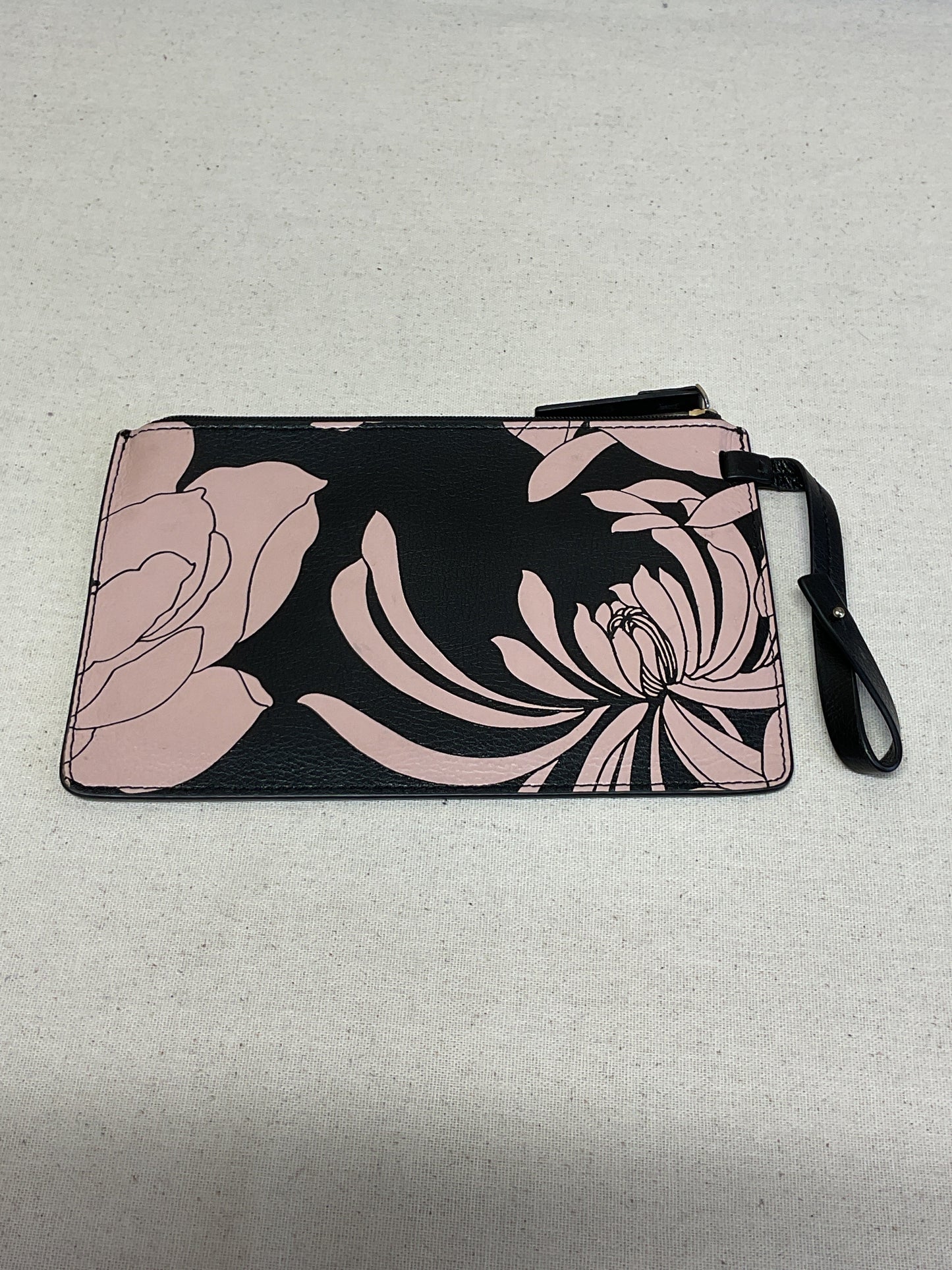 Wristlet Designer By Kate Spade In Floral Print, Size:Medium