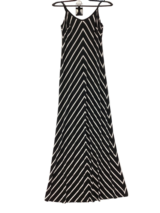 Dress Casual Maxi By Ann Taylor In Black, Size:Xs
