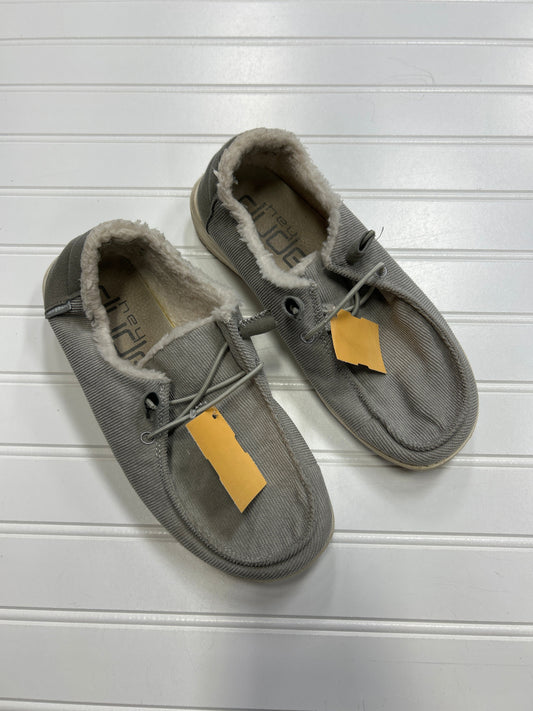 Shoes Flats By Hey Dude In Grey, Size:7