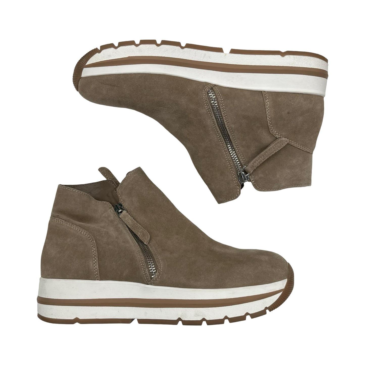 Shoes Sneakers By Steve Madden In Brown, Size:9