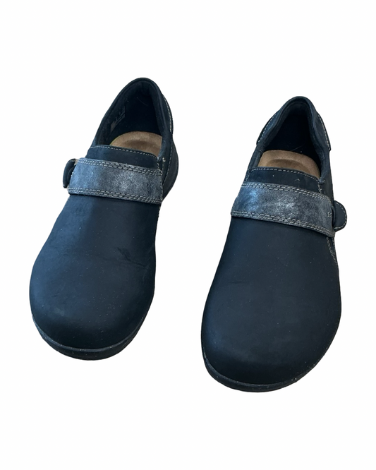 Shoes Flats By Clarks In Black, Size:8