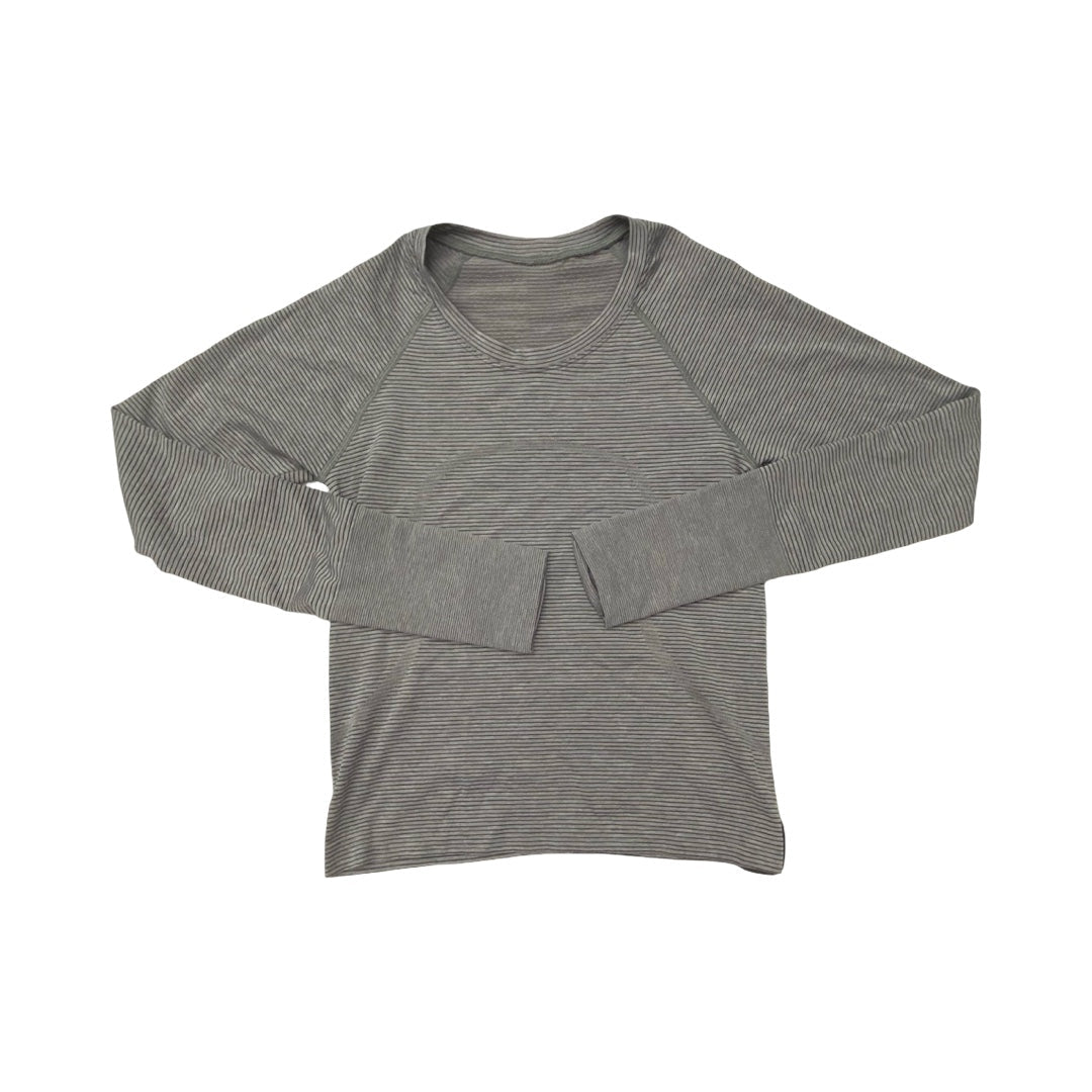 Athletic Top Ls Crewneck By Lululemon In Grey, Size:6