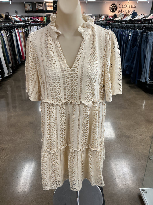 Dress Casual Short By Tuckernuck In Cream, Size:M