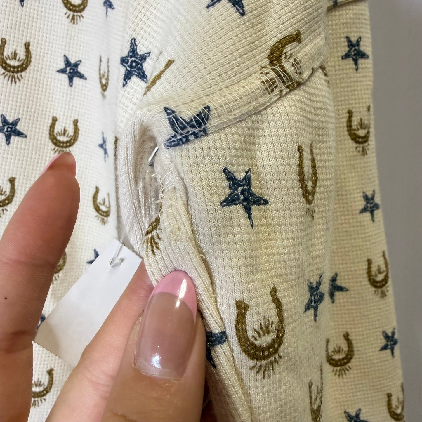 Top Long Sleeve By Anthropologie In Cream, Size: S