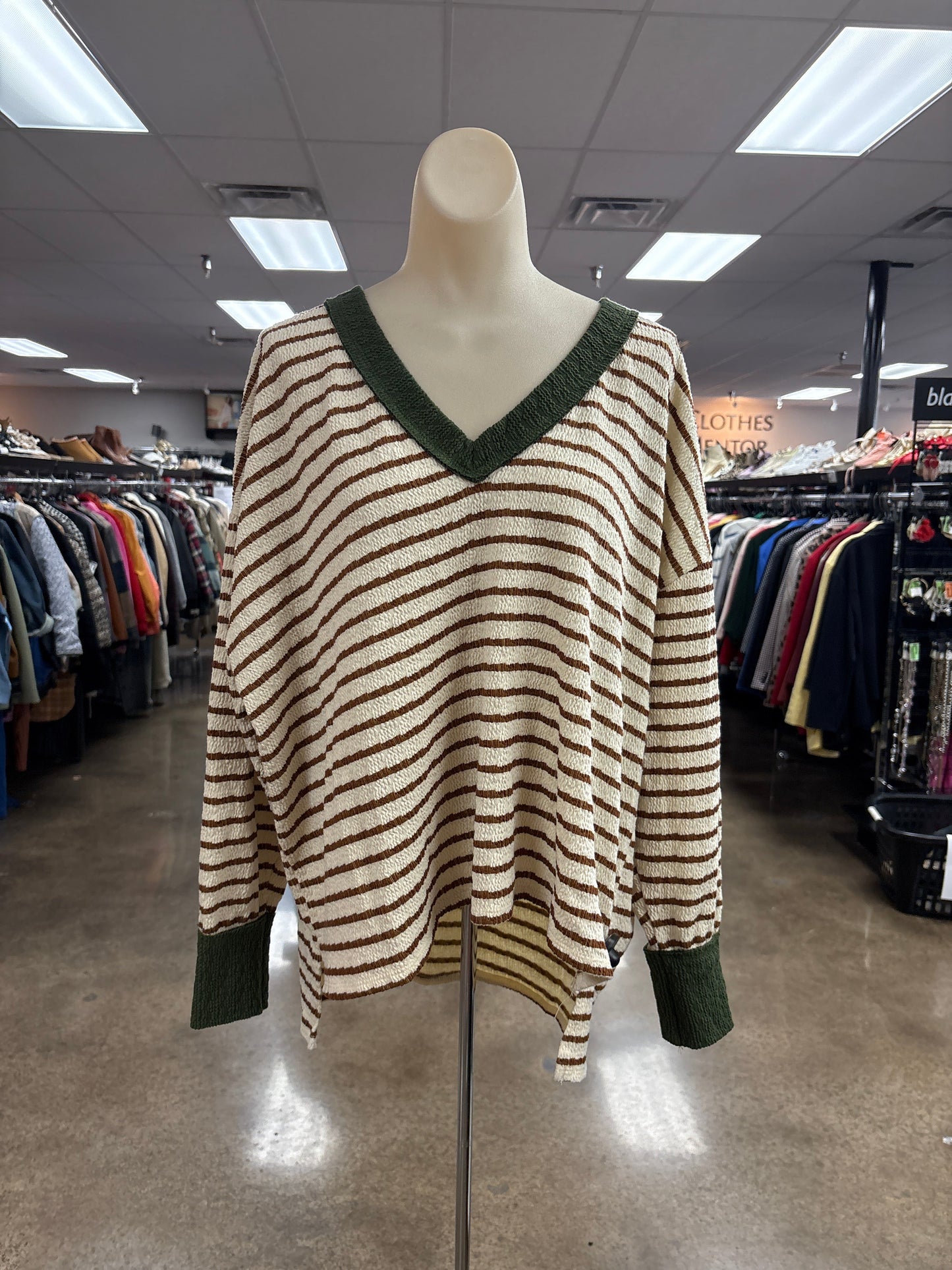 Top Ls By Fantastic Fawn In Cream & Green, Size:M