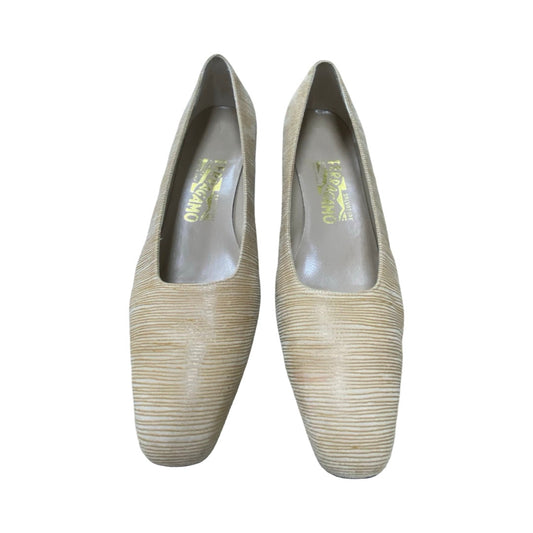 Shoes Luxury Designer By Ferragamo In Beige, Size:8.5