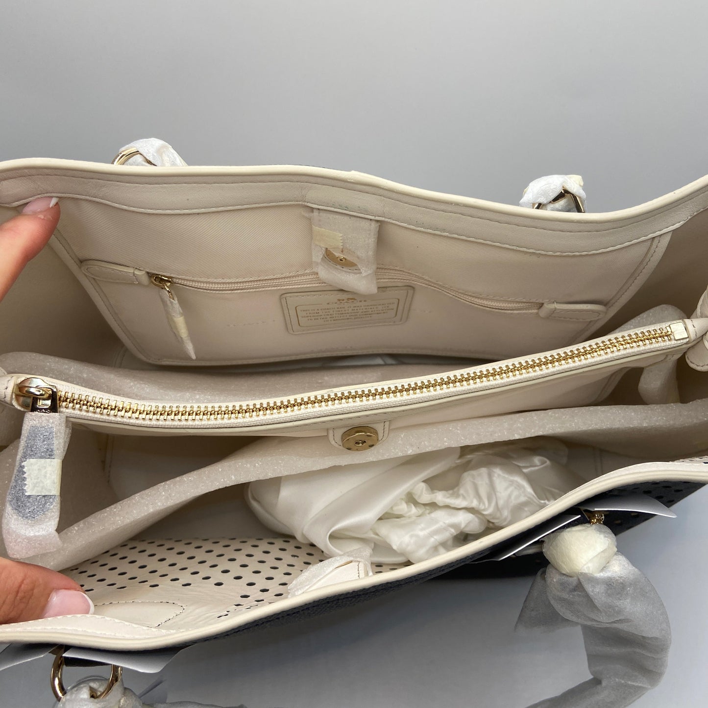 Handbag Designer By Coach, Size: Medium