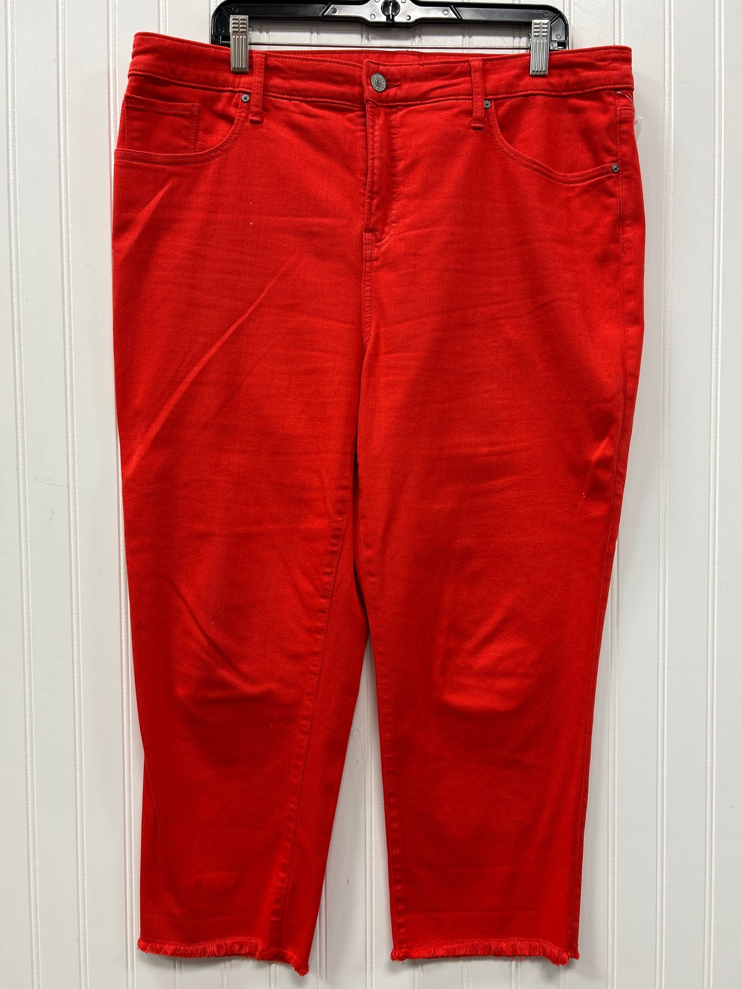 Pants Cropped By Chicos In Red, Size:14
