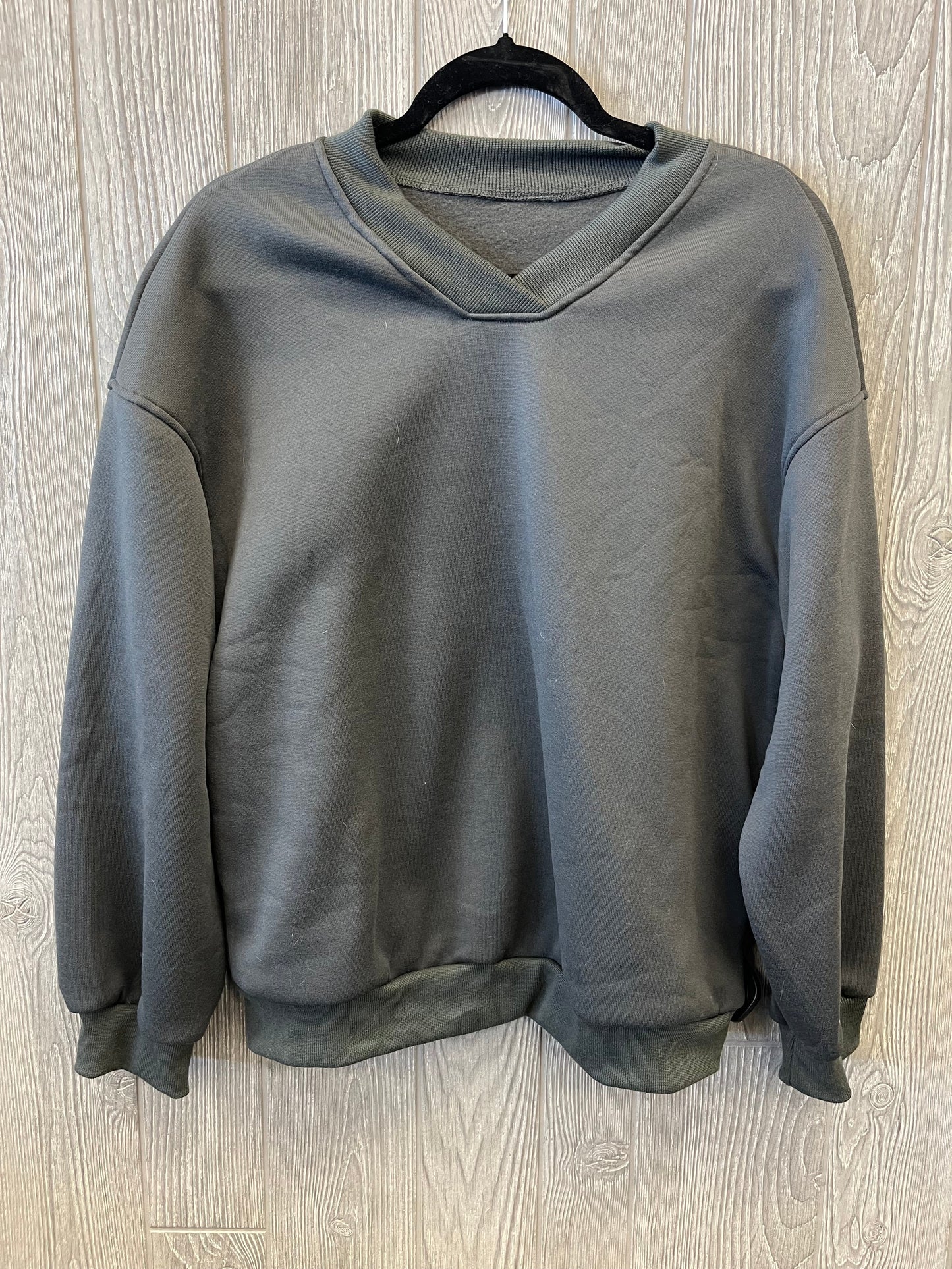 Sweatshirt Crewneck By Shein In Grey, Size: S