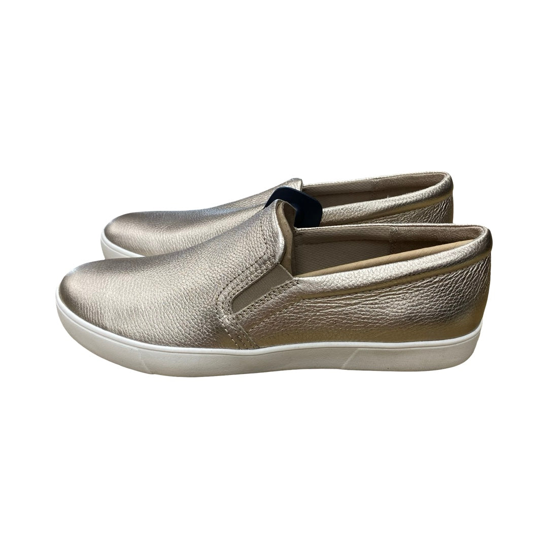 Shoes Flats By Naturalizer In Gold, Size:10