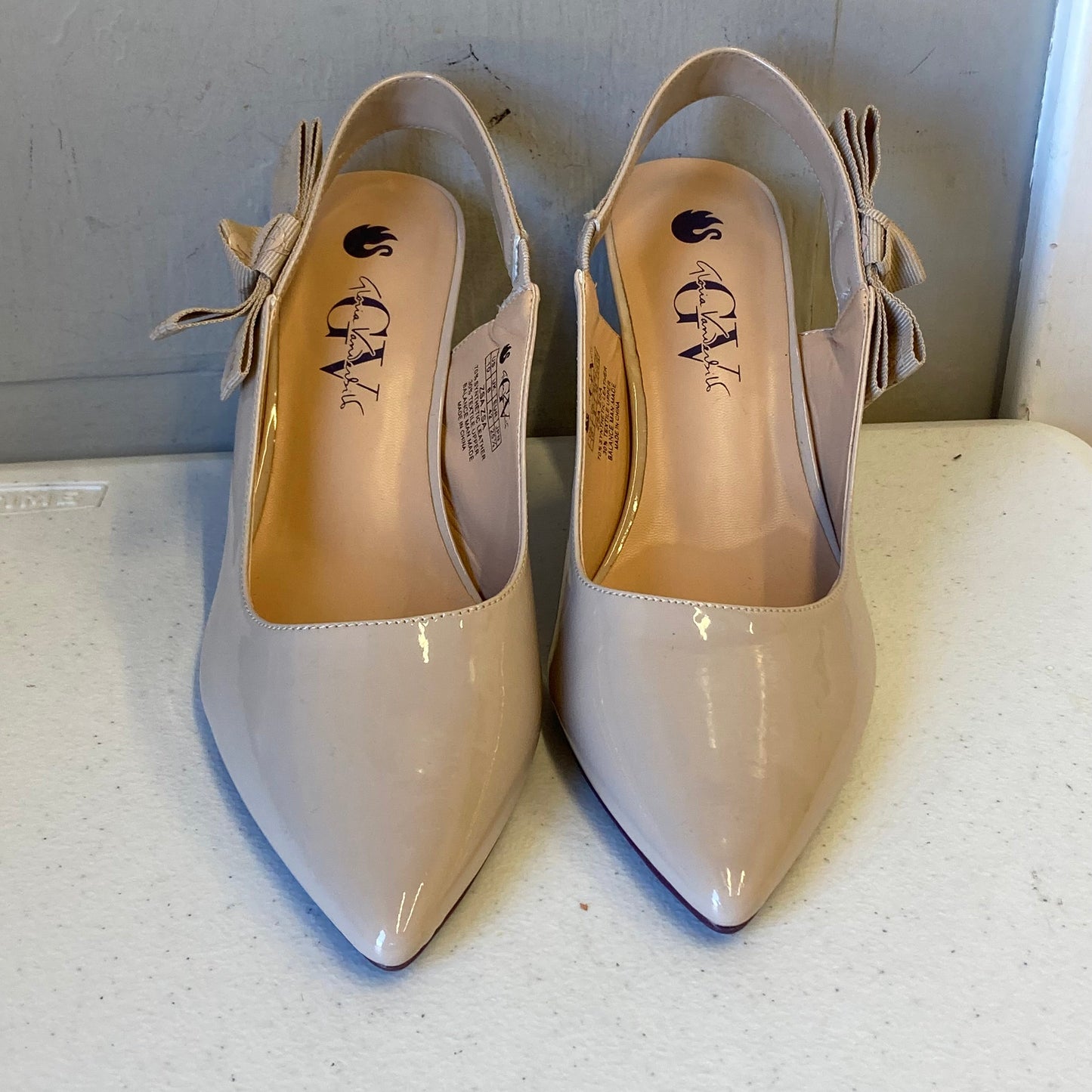 Shoes Heels Stiletto By Gloria Vanderbilt In Tan, Size:10