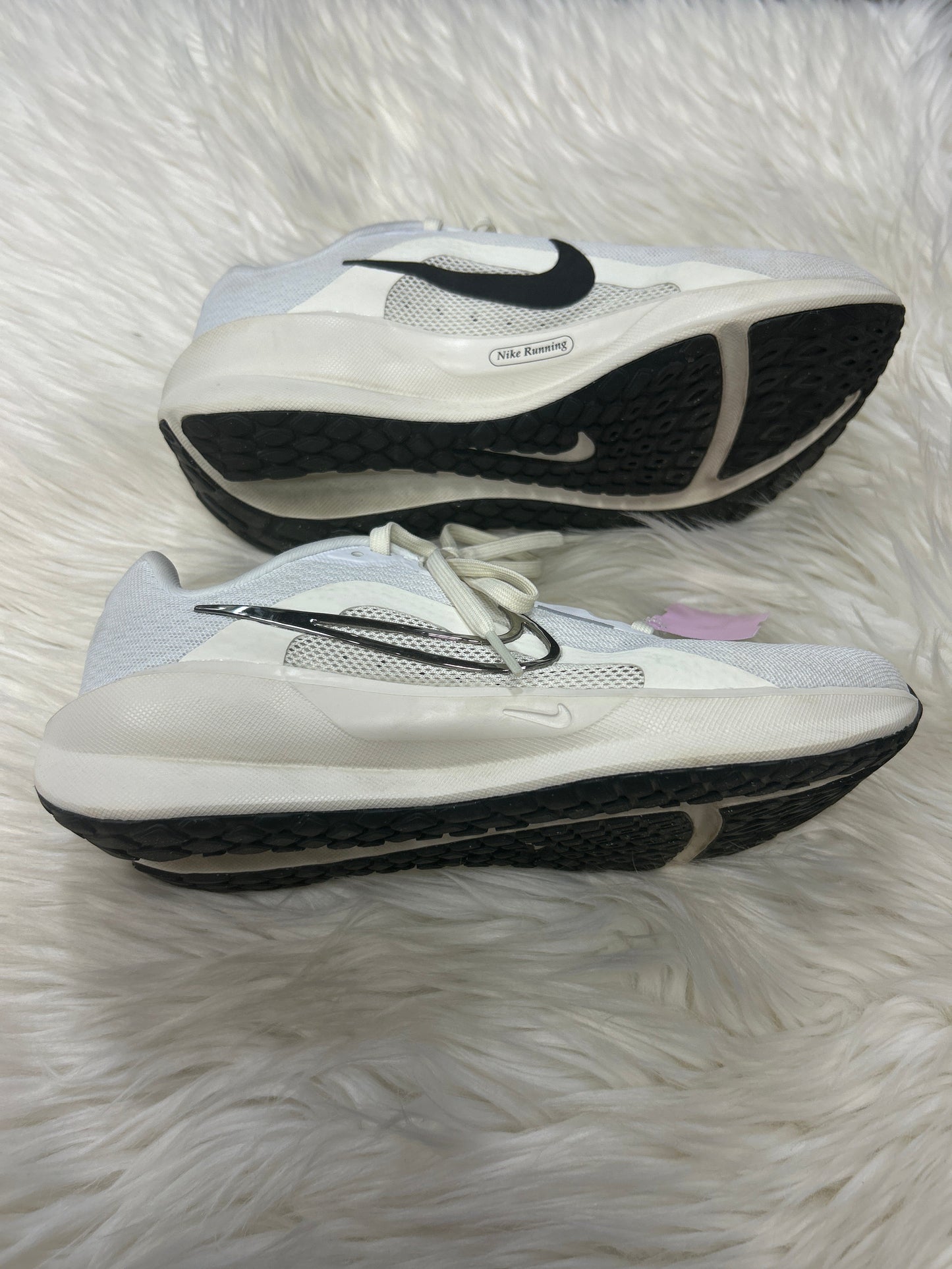 Shoes Athletic By Nike In Cream, Size:8