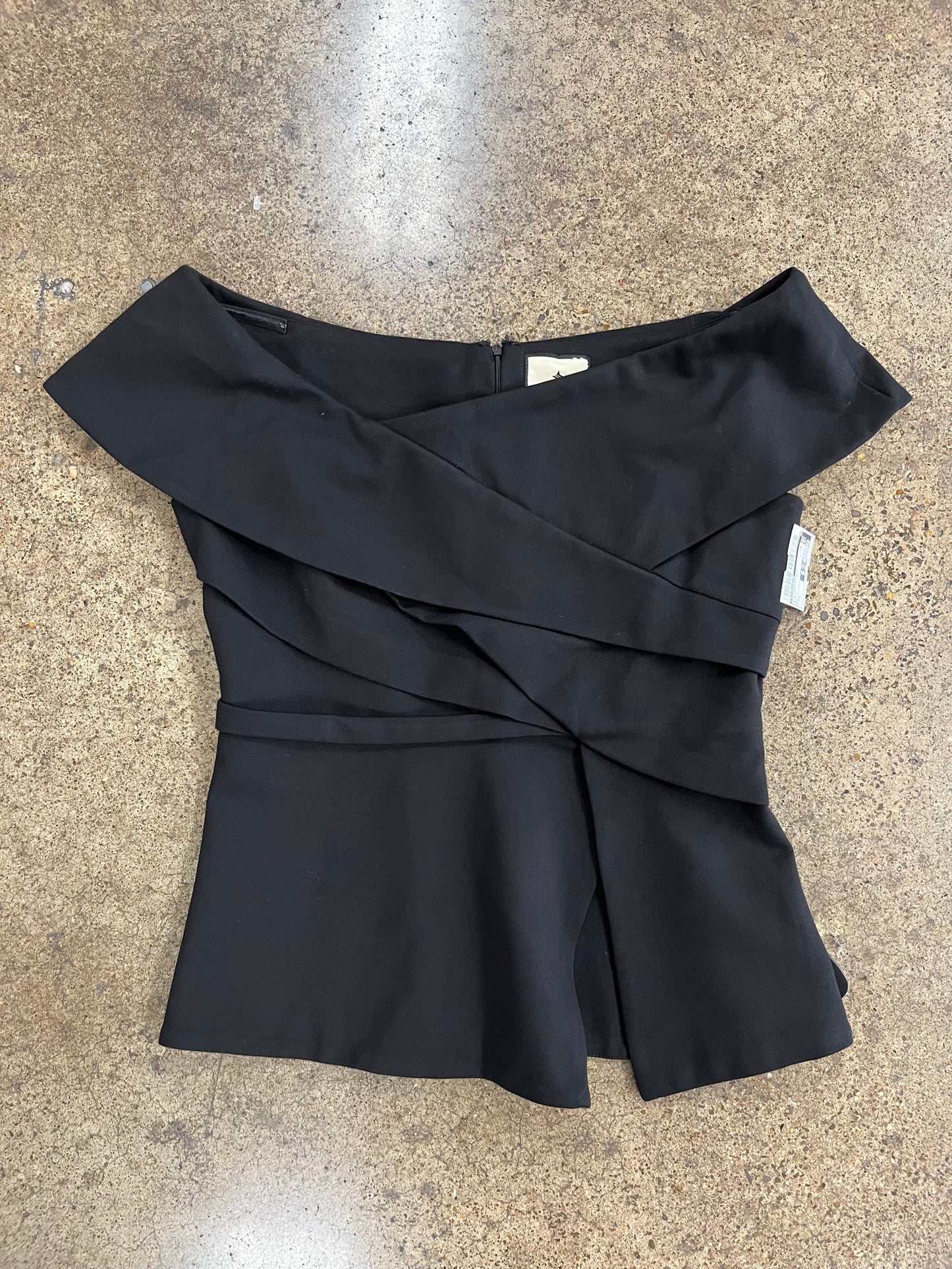 Top Sleeveless By Tuckernuck In Black, Size:L