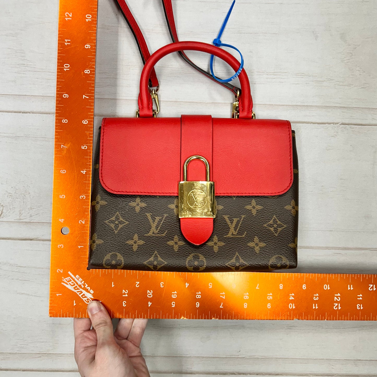 Crossbody Luxury Designer By Louis Vuitton, Size: Small