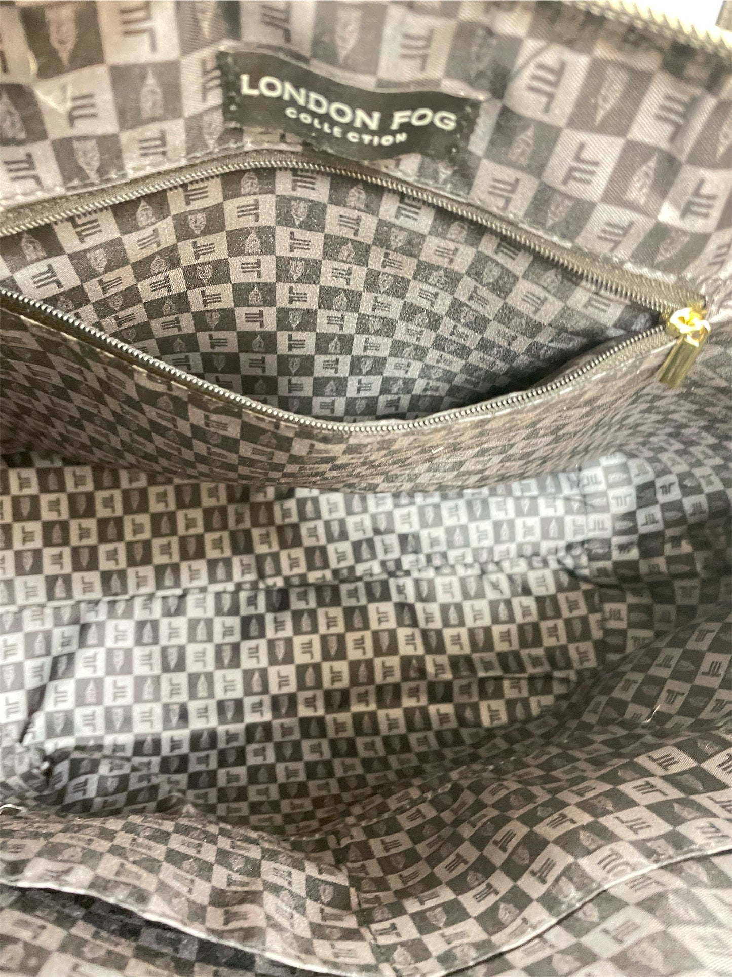 Tote By London Fog In Black, Size:Large