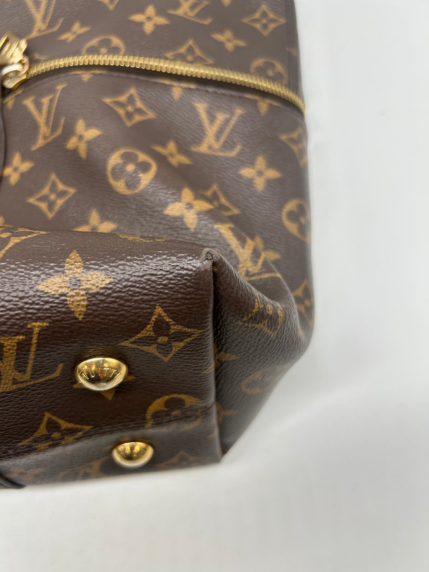 Handbag Luxury Designer By Louis Vuitton, Size: Large