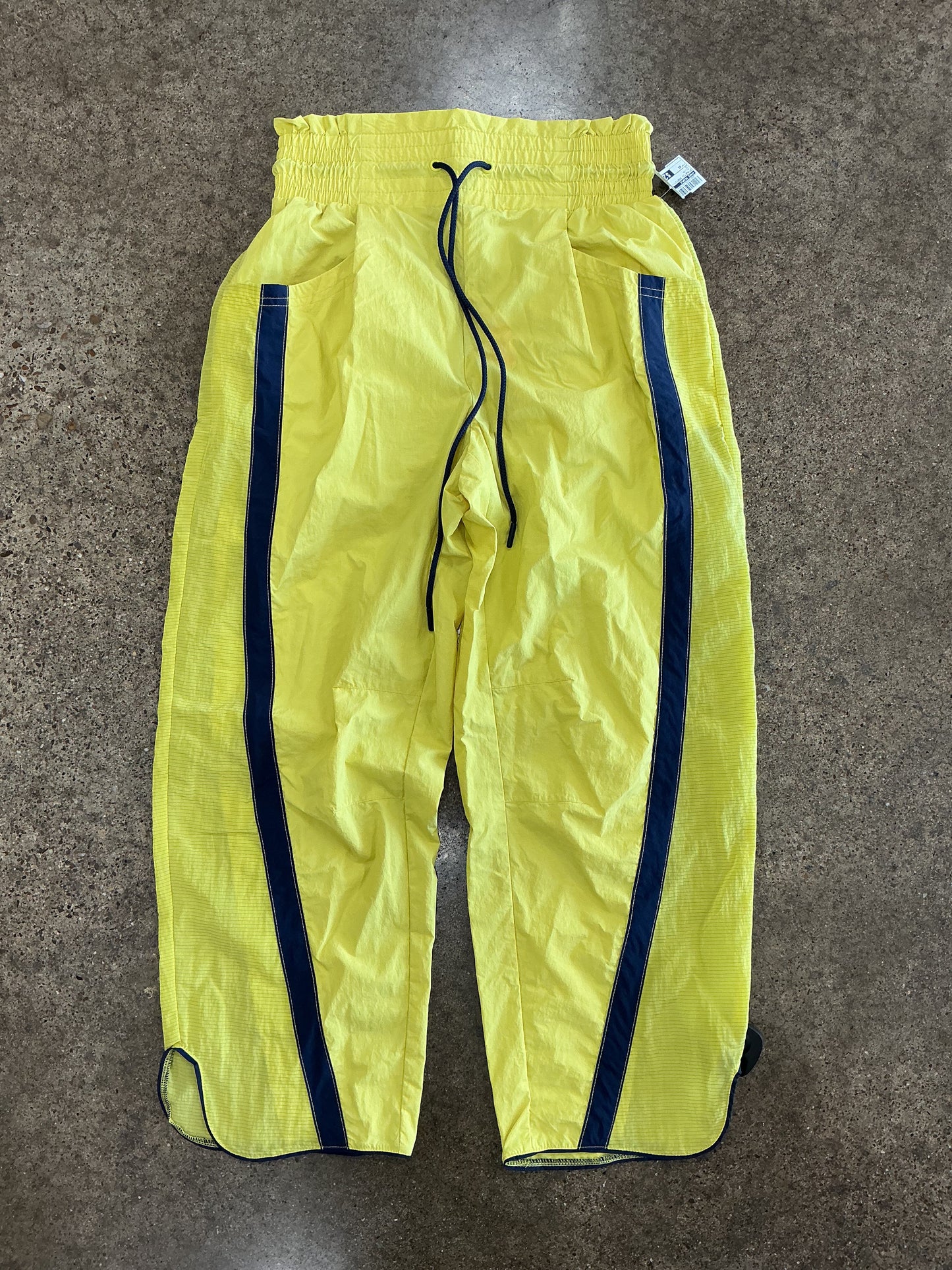 Athletic Pants By Free People In Yellow, Size:Xs