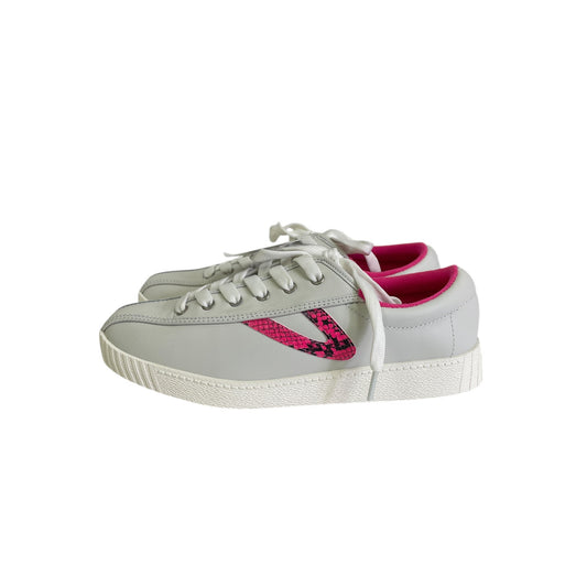 Shoes Sneakers By Tretorn In White, Size:8
