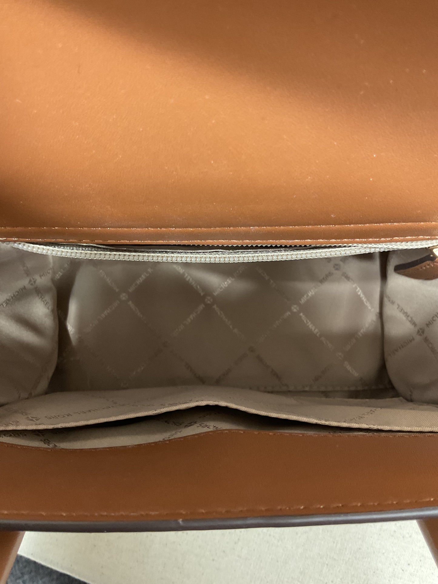 Handbag Designer By Michael Kors In Brown & White, Size:Medium