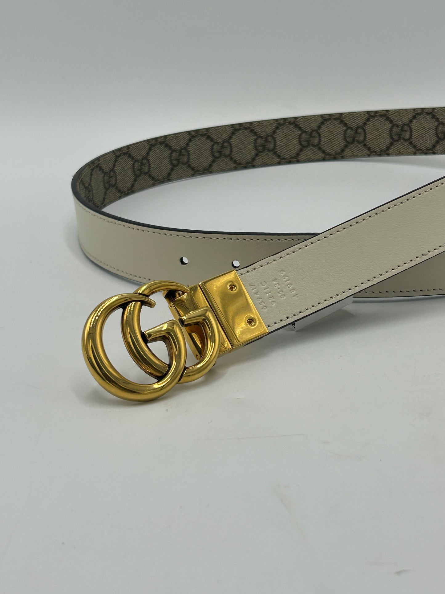 Gucci GG Marmon Reversible Belt in Size 85 / 34